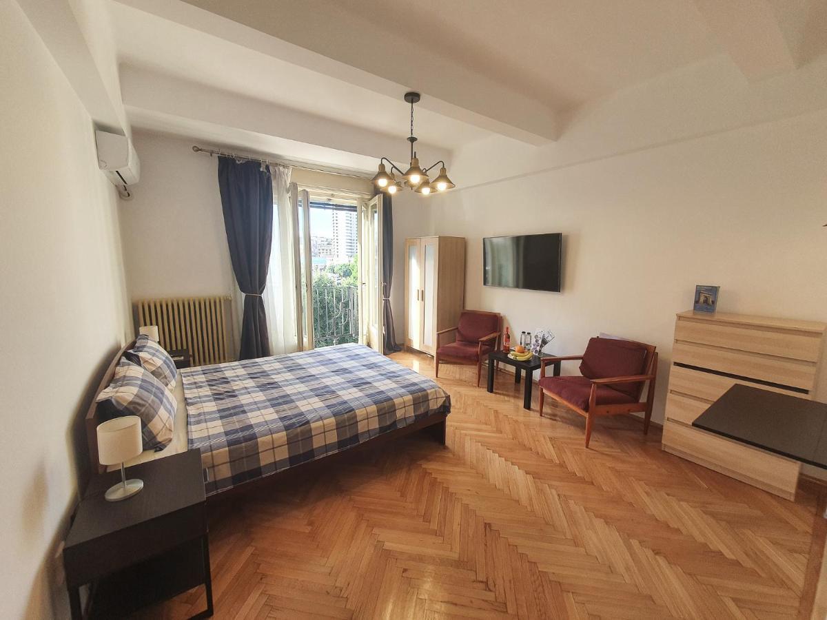 Charming Studio With City View Бухарест Экстерьер фото